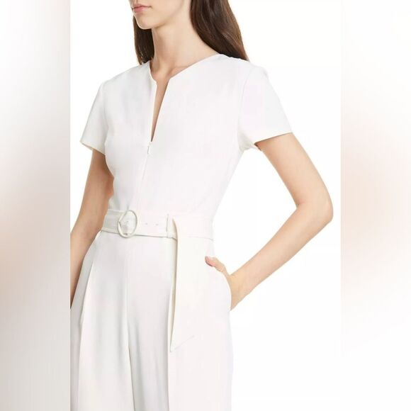 Club Monaco Women's Short Sleeve Zip Neck Beige Cream Polyester Jumpsuit EUC - Picture 1 of 9